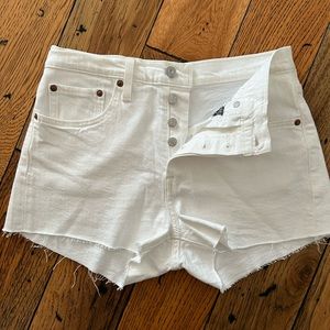 Levi’s high waisted 501 size 27